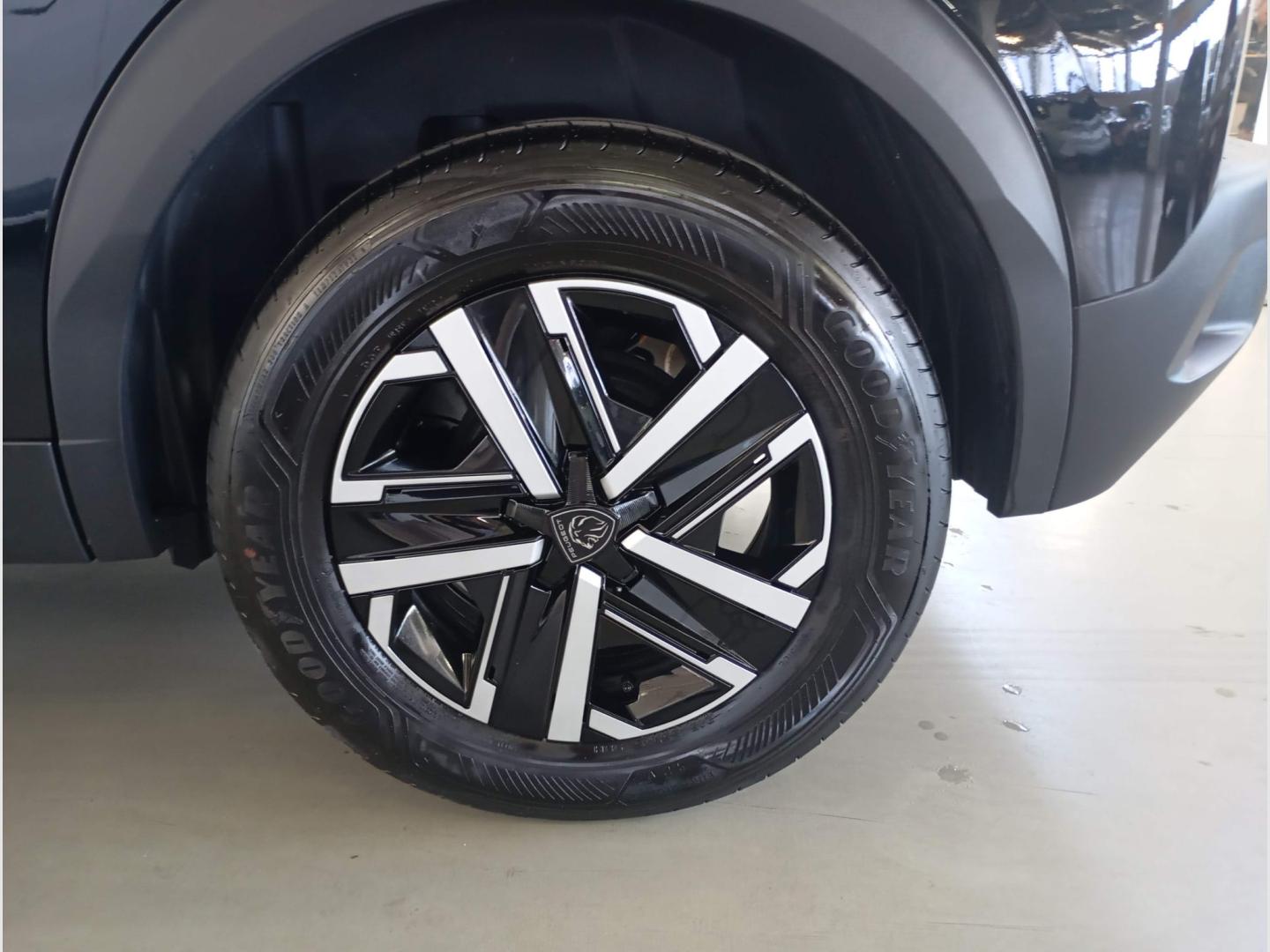 Peugeot 2008 1.2 100 cv Style