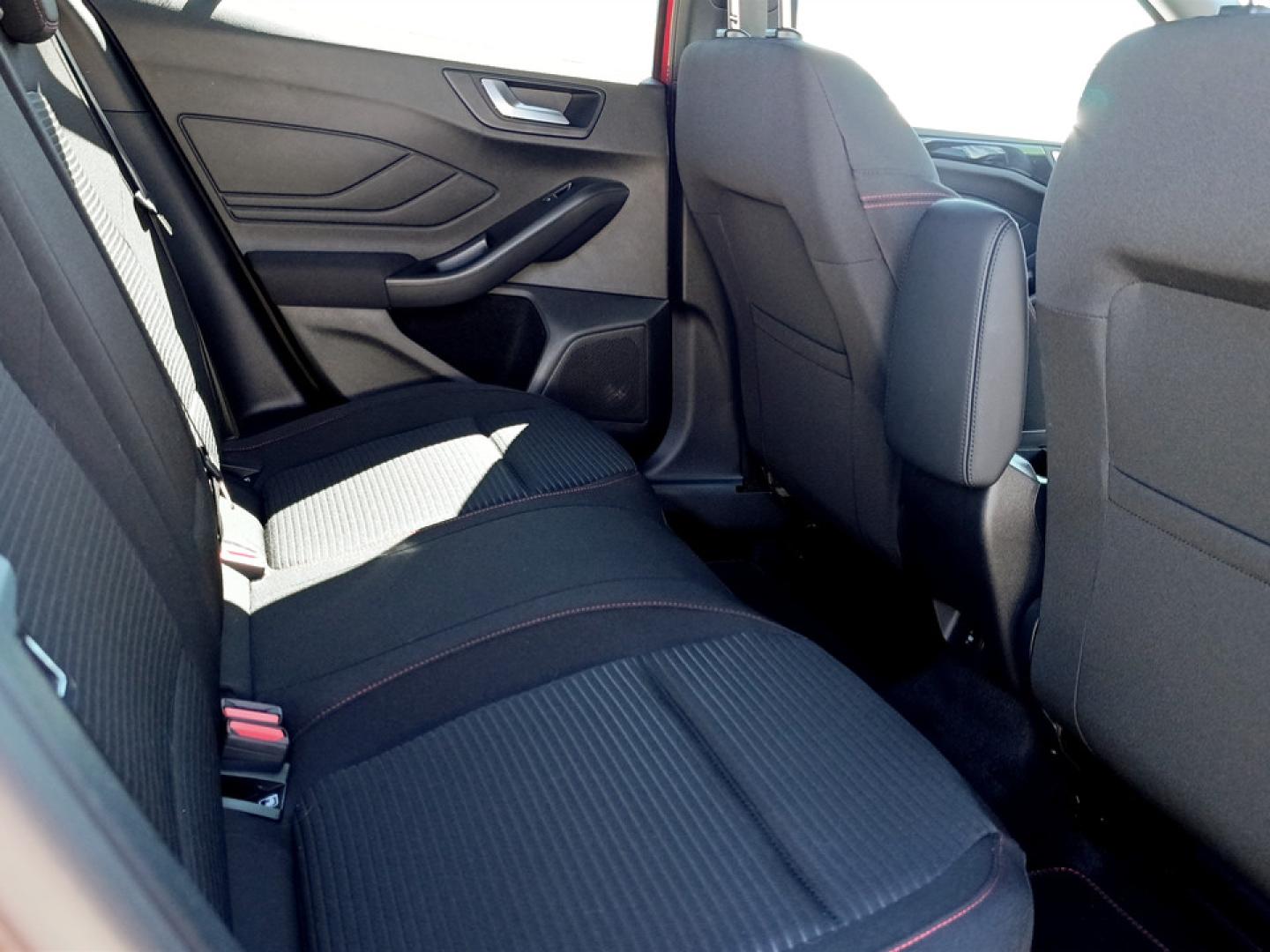 Ford Focus 1.0 ECOBOOST 125cv MHEV ST-LINE X