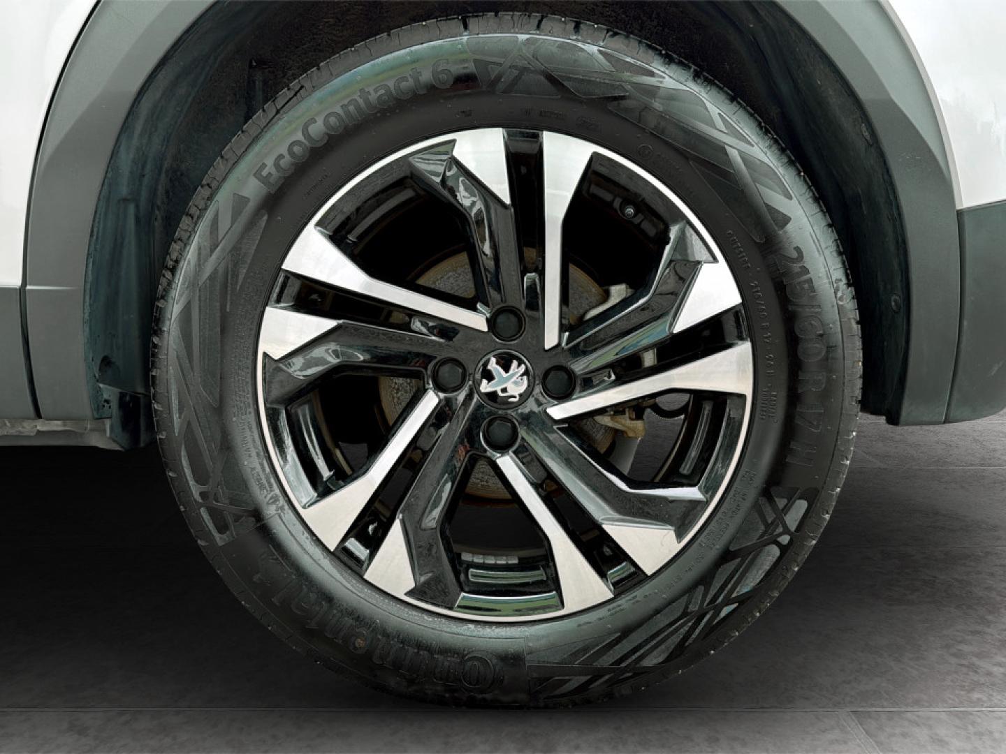 Peugeot e-2008 50kWh 136CV GT e-EAT8