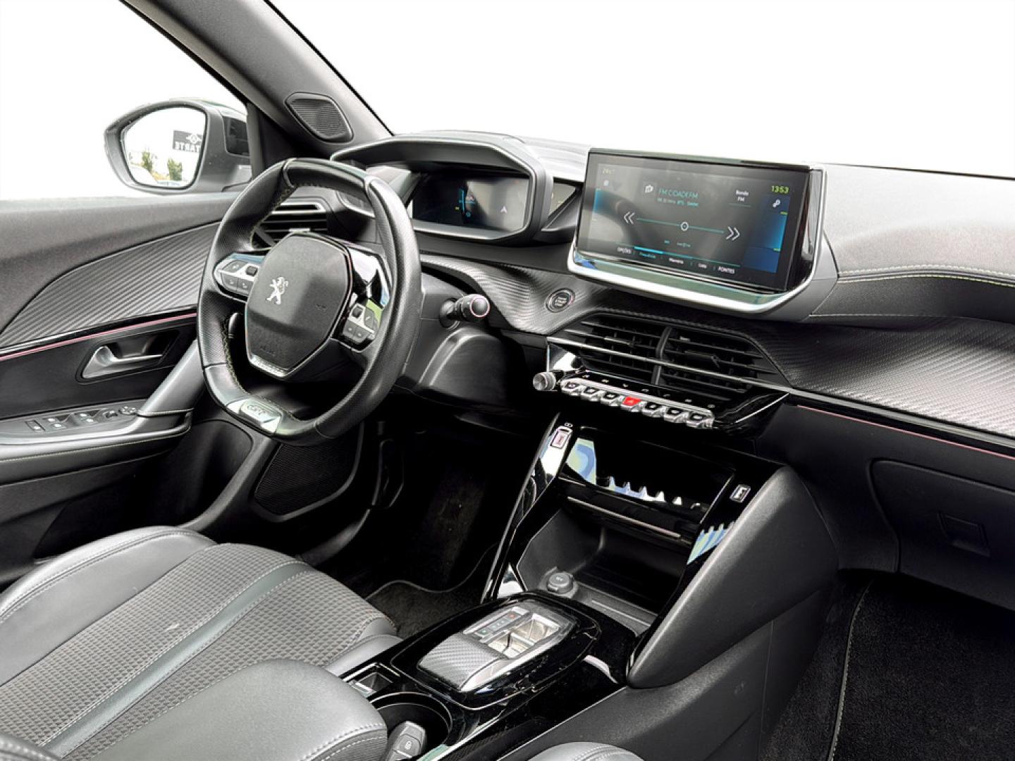 Peugeot e-2008 50kWh 136CV GT e-EAT8