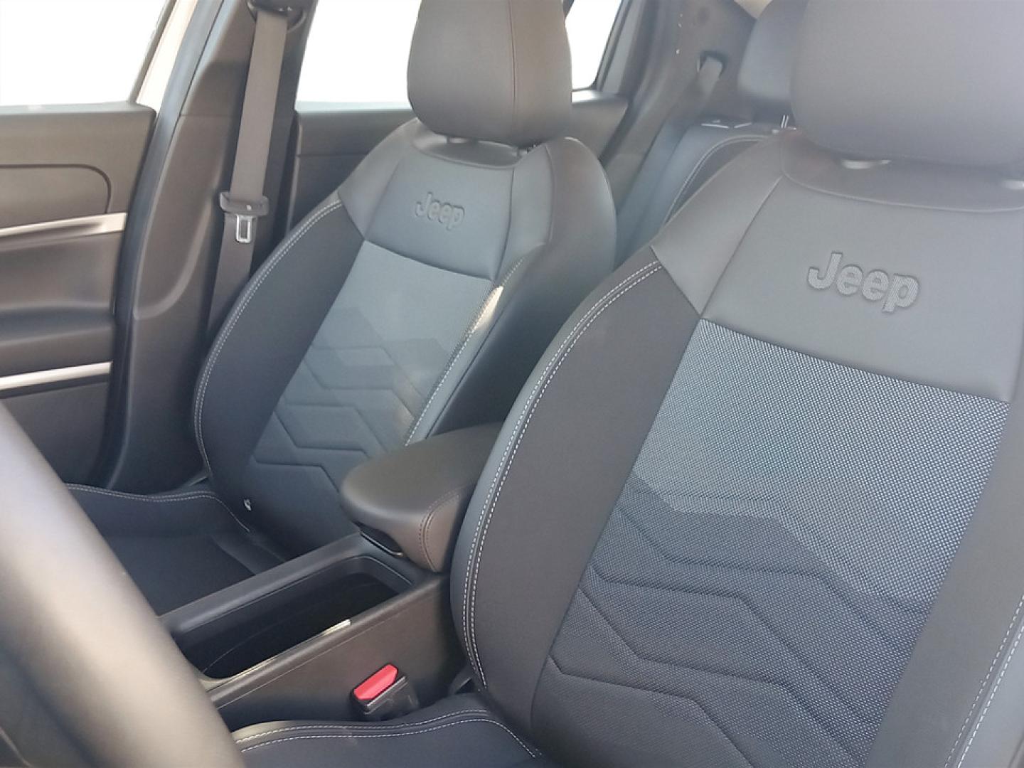 Jeep Avenger Altitude 1.2 TG 100cv MT