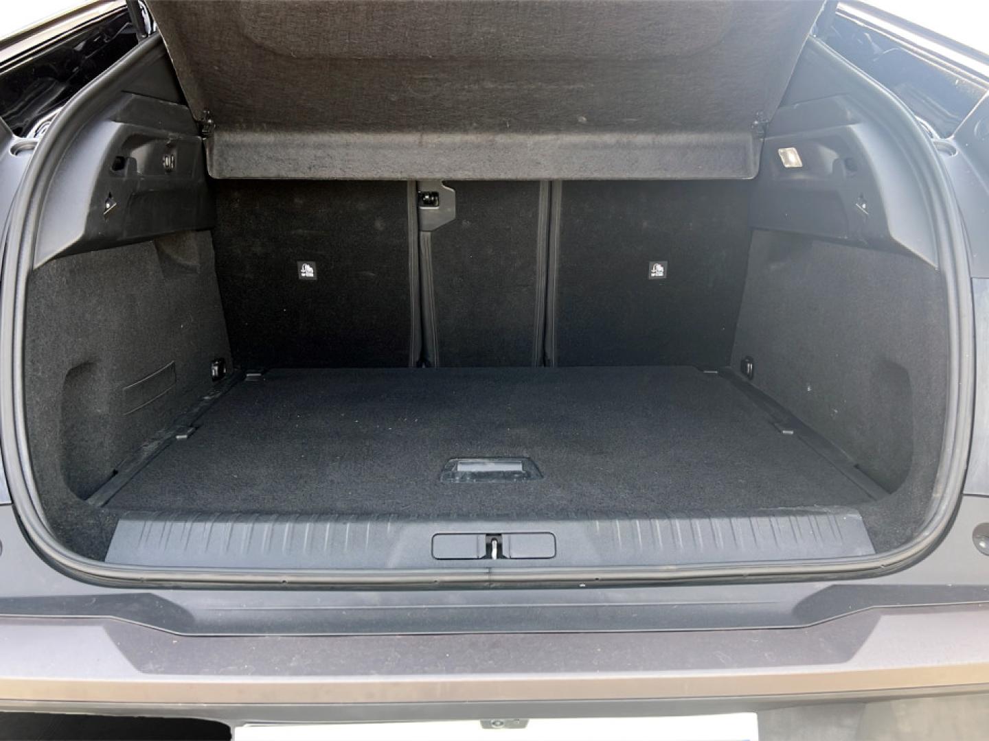 Peugeot 3008 Allure Pack Hybrid 136 cv e-DCS6