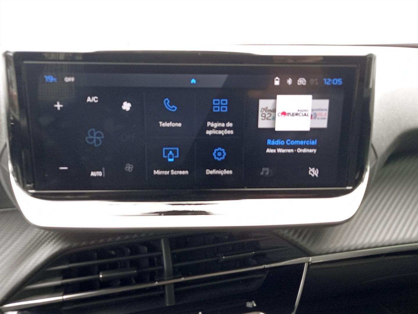 Peugeot 2008 1.2 Hybrid 145 Allure e-DCS6