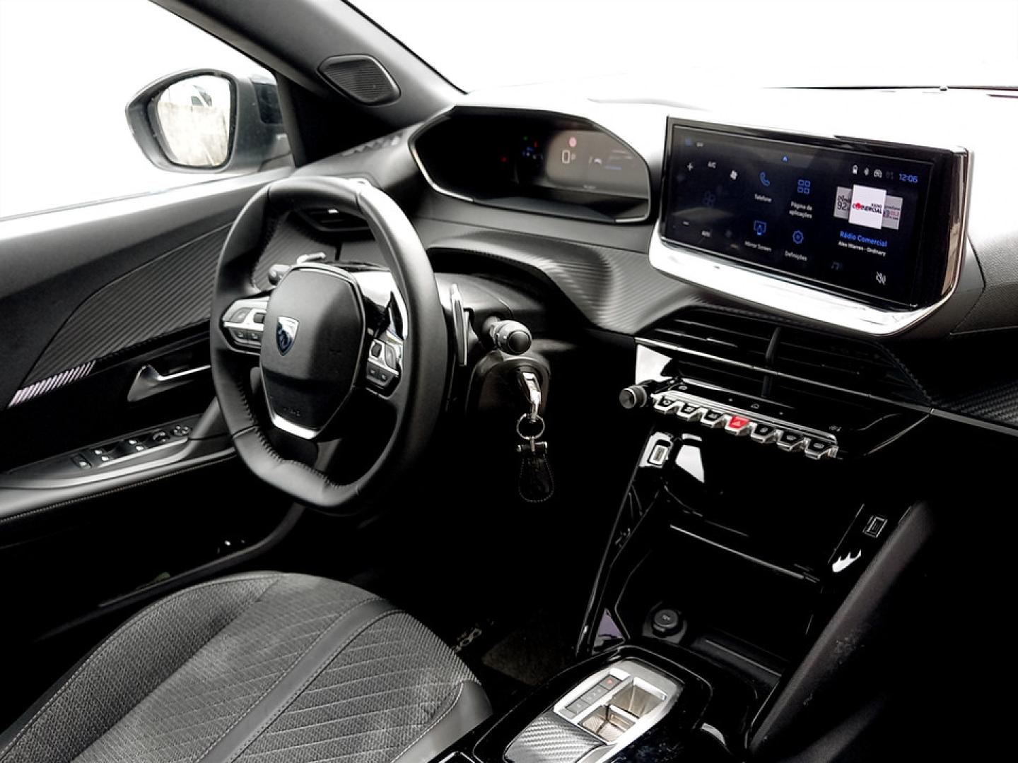 Peugeot 2008 1.2 Hybrid 145 Allure e-DCS6