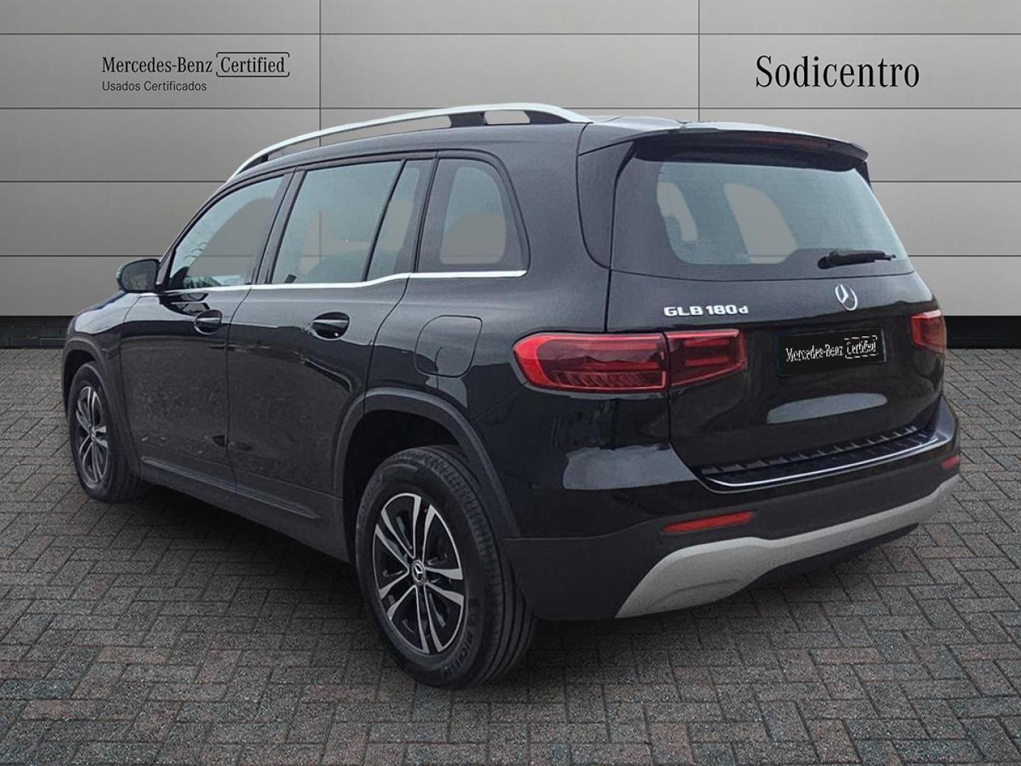 Mercedes-Benz GLB GLB 180 d Auto
