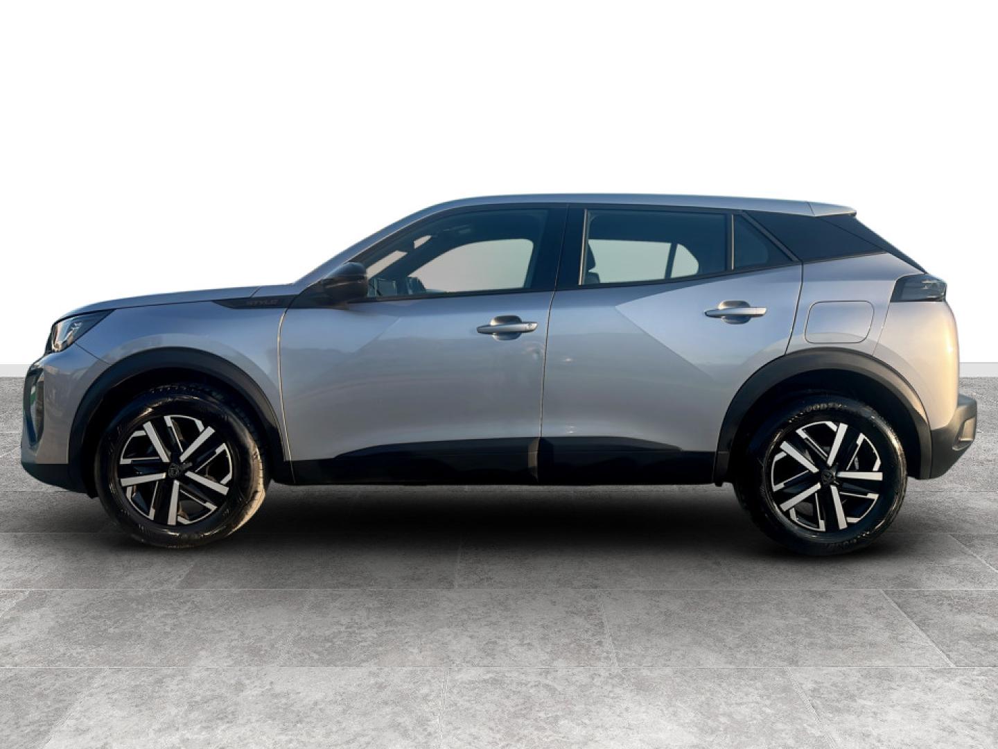 Peugeot 2008 1.2 PureTech 100cv Style