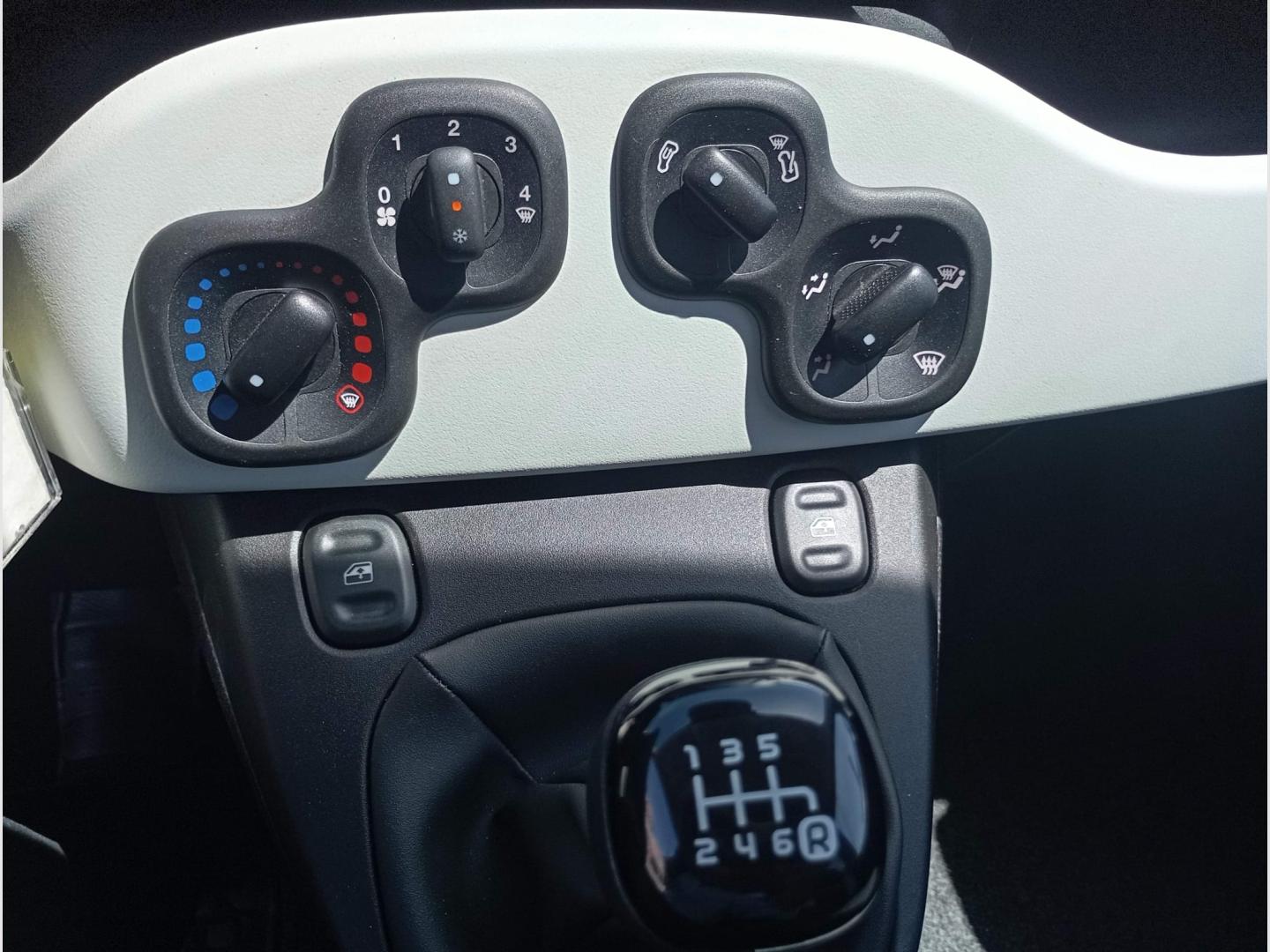 Fiat Panda 1.0 Hybrid 70cv PANDINA