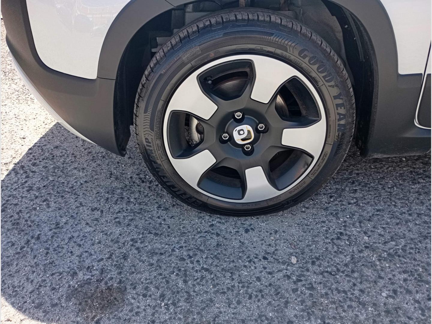 Fiat Panda 1.0 Hybrid 70cv PANDINA