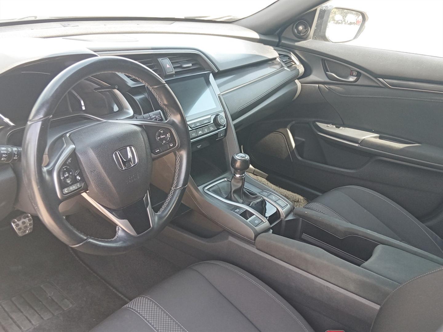 Honda Civic 1.0 i-VTEC TURBO ELEGANCE 20YM