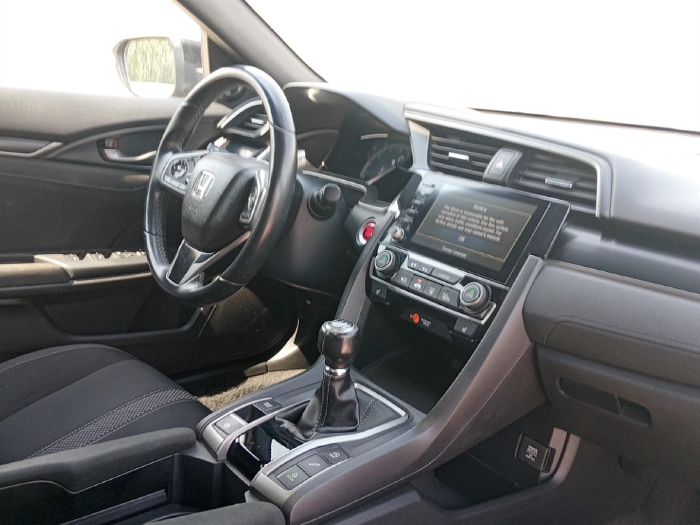 Honda Civic 1.0 i-VTEC TURBO ELEGANCE 20YM