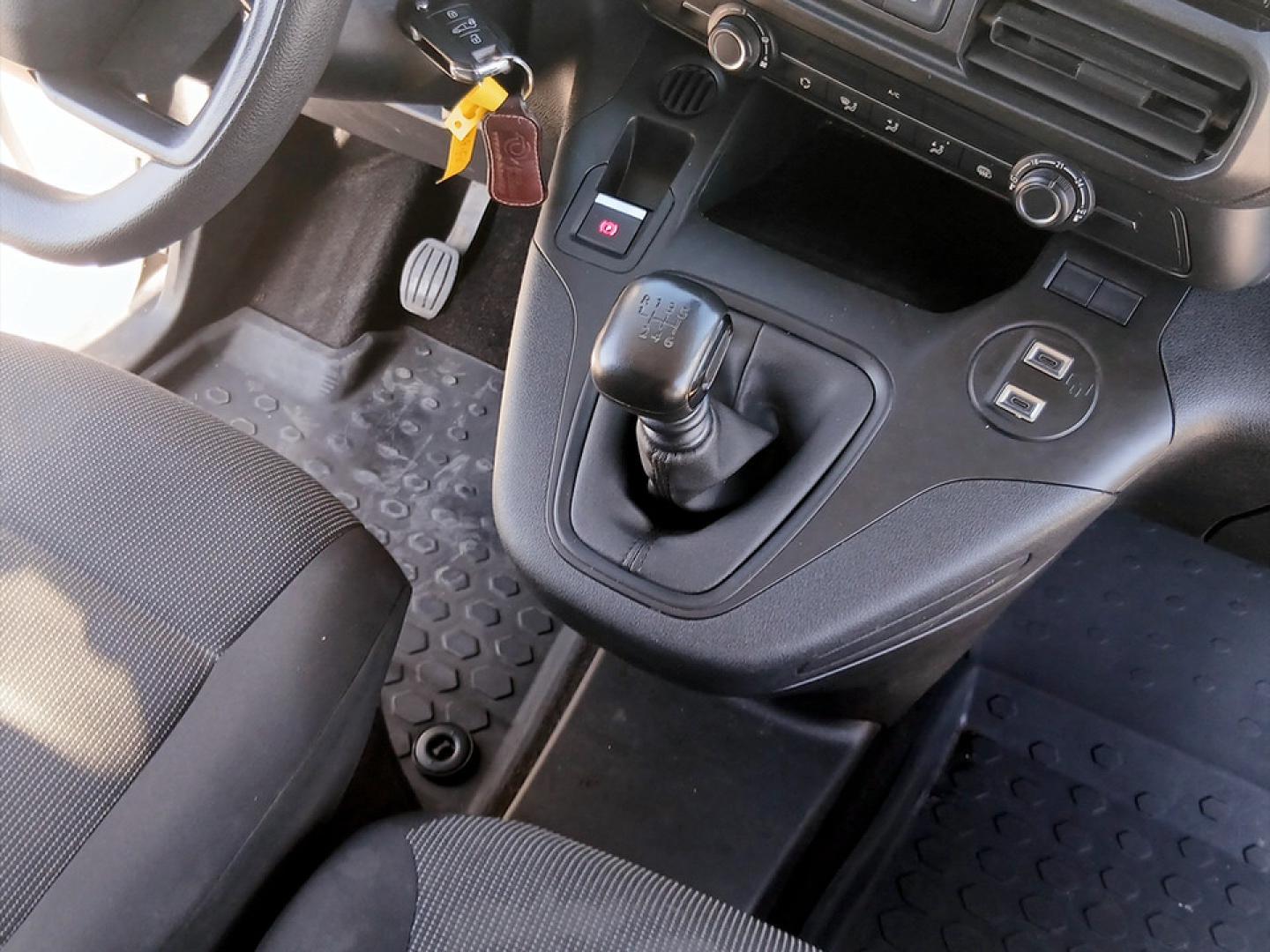 Opel Combo E15DT, E6.4 & MT6 Start/Stop (75 kW - 100cv)