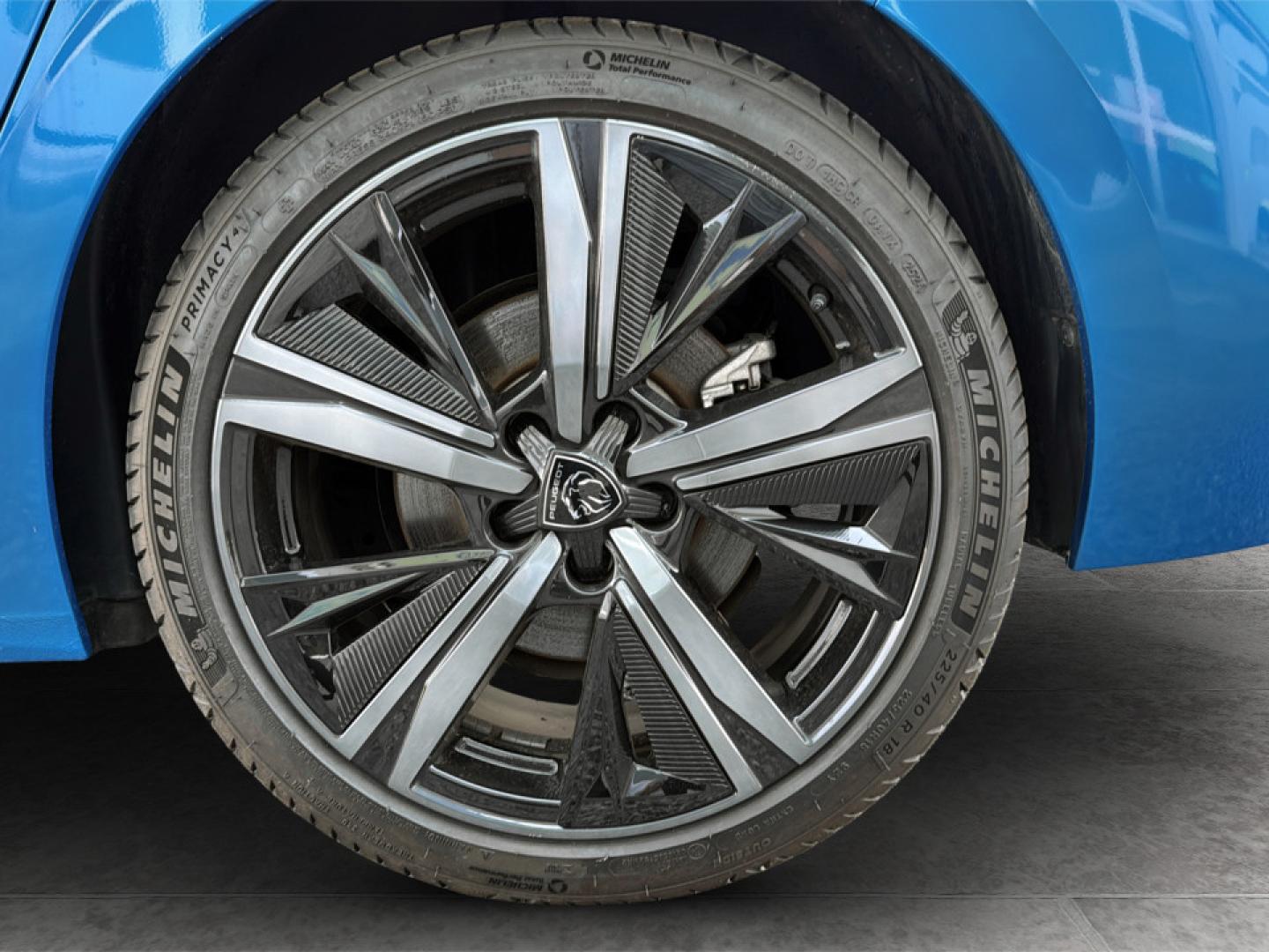 Peugeot 308 GT PACK 1.6 Hybrid 225cv e-EAT8