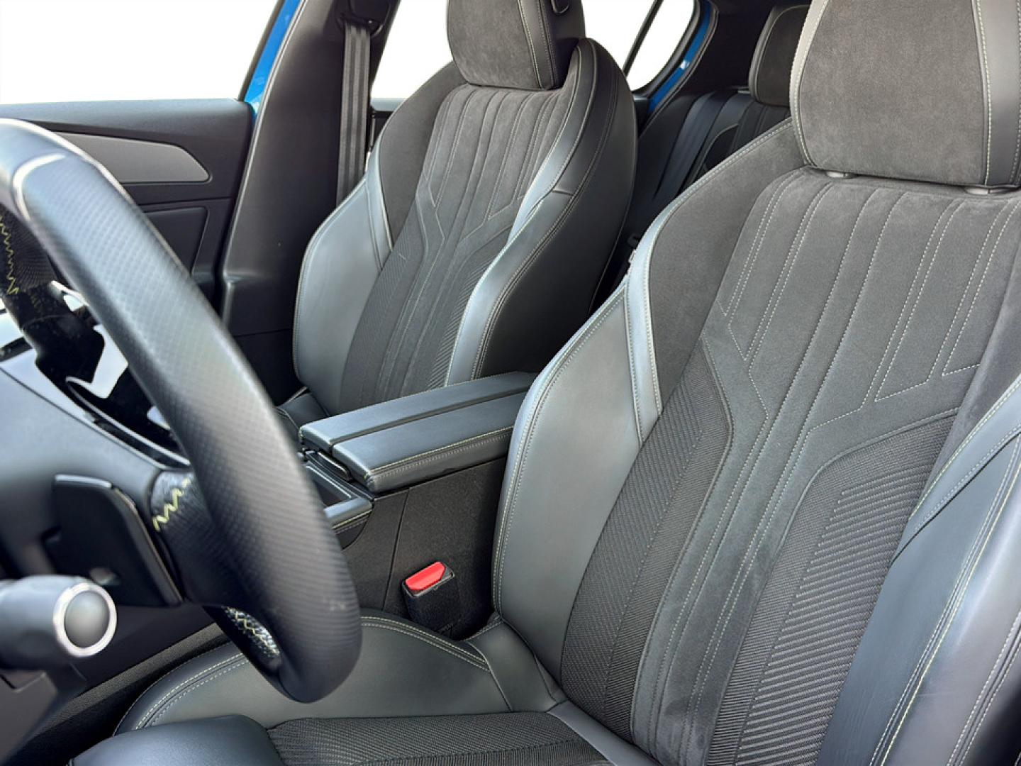 Peugeot 308 GT PACK 1.6 Hybrid 225cv e-EAT8