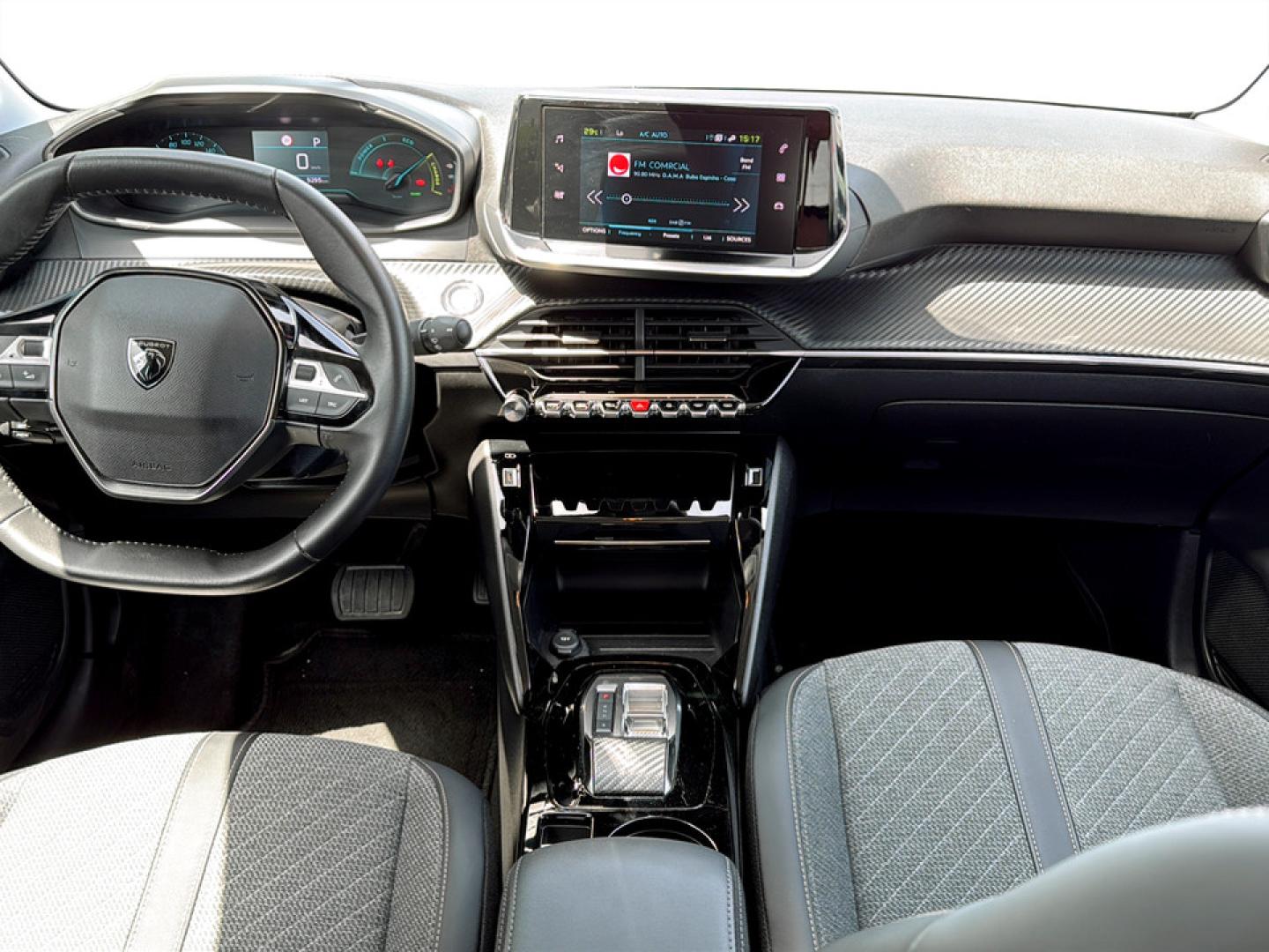 Peugeot e-208 50KWH - 136CV STYLE
