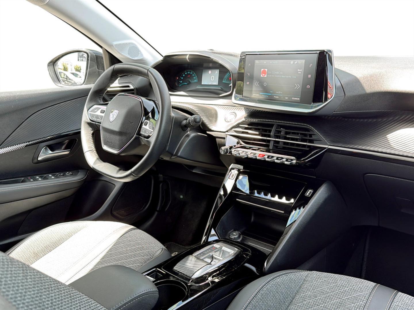 Peugeot e-208 50KWH - 136CV STYLE