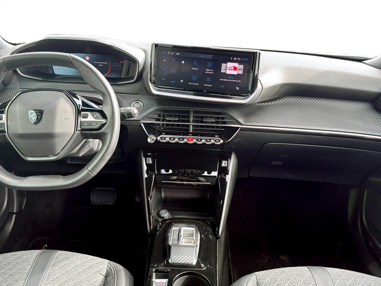 Peugeot e-2008 Allure 136cv (100 kW) - Bateria 50 kWh