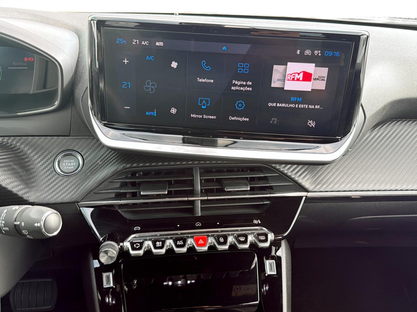 Peugeot e-2008 Allure 136cv (100 kW) - Bateria 50 kWh