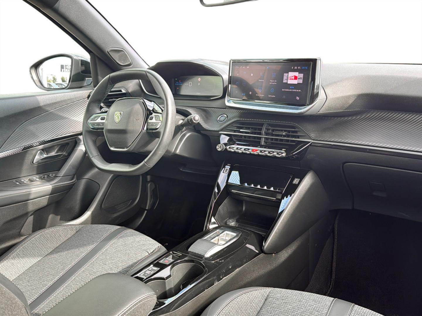 Peugeot e-2008 Allure 136cv (100 kW) - Bateria 50 kWh