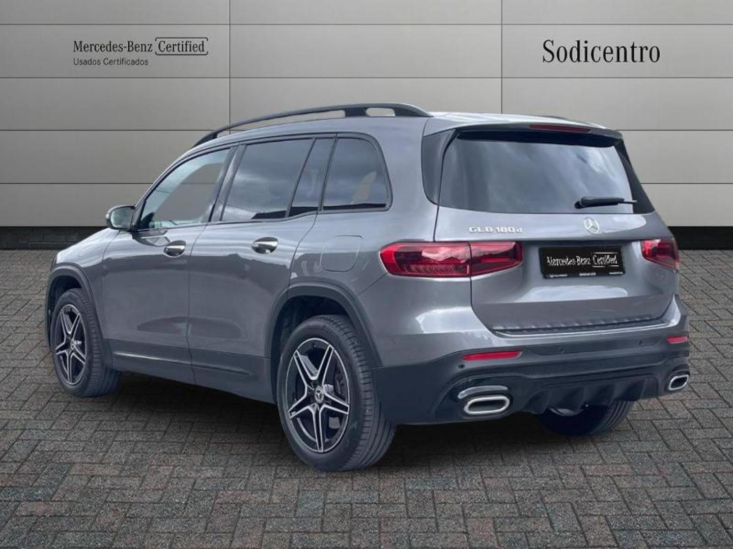 Mercedes-Benz GLB GLB 180 d AMG 7 Lugares