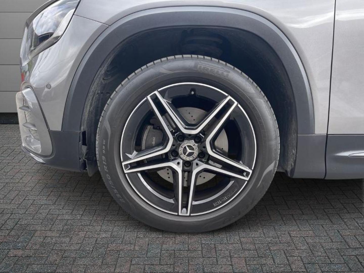 Mercedes-Benz GLB GLB 180 d AMG 7 Lugares