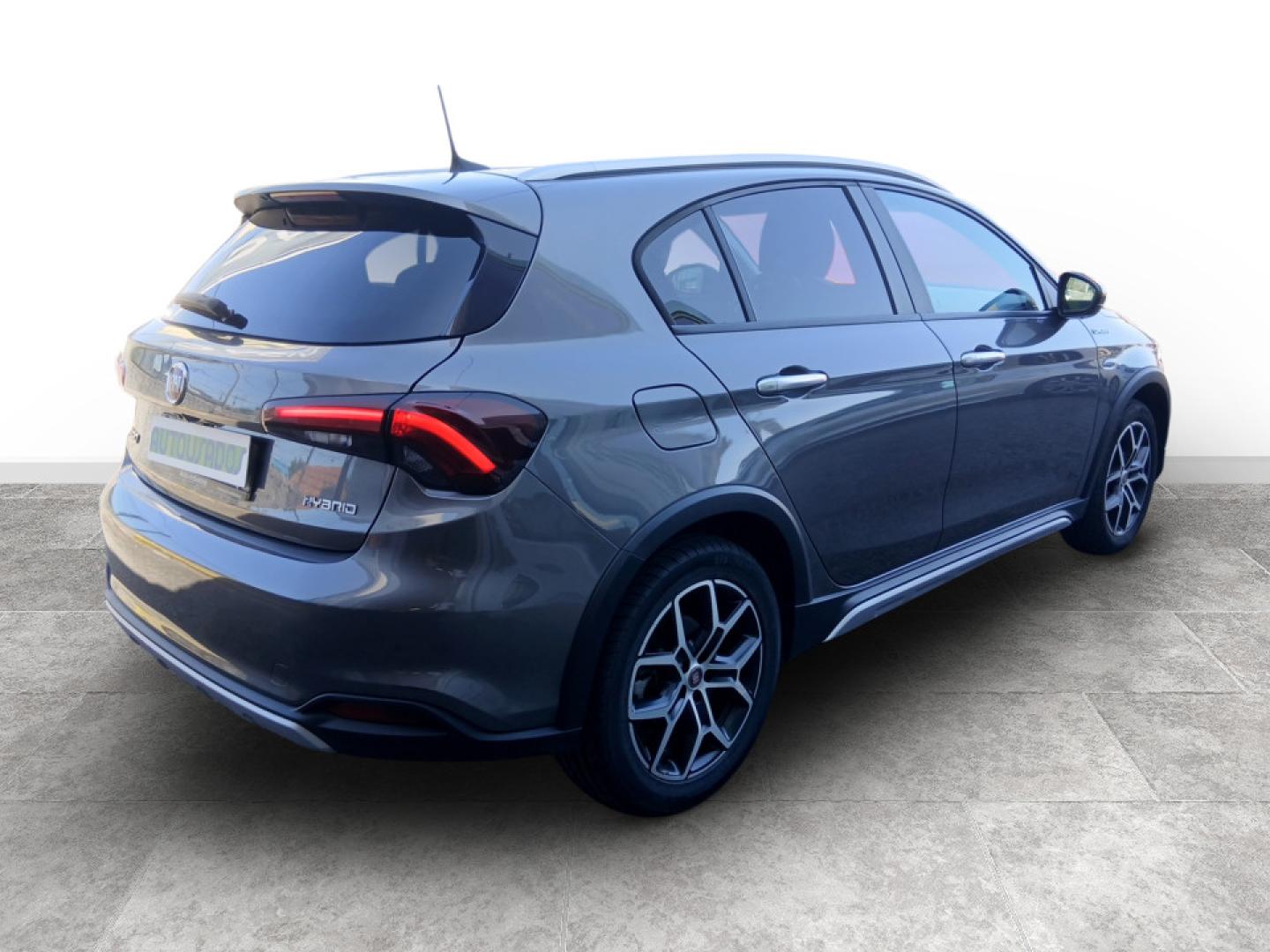 Fiat Tipo 1.5 GSE T4 MHEV 130cv DCT Cross
