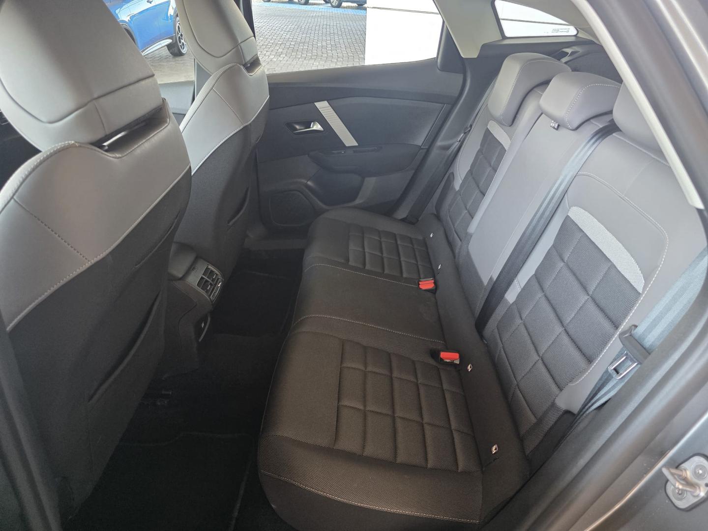 Citroen C4 Híbrido 136 ë-DCS6 Max