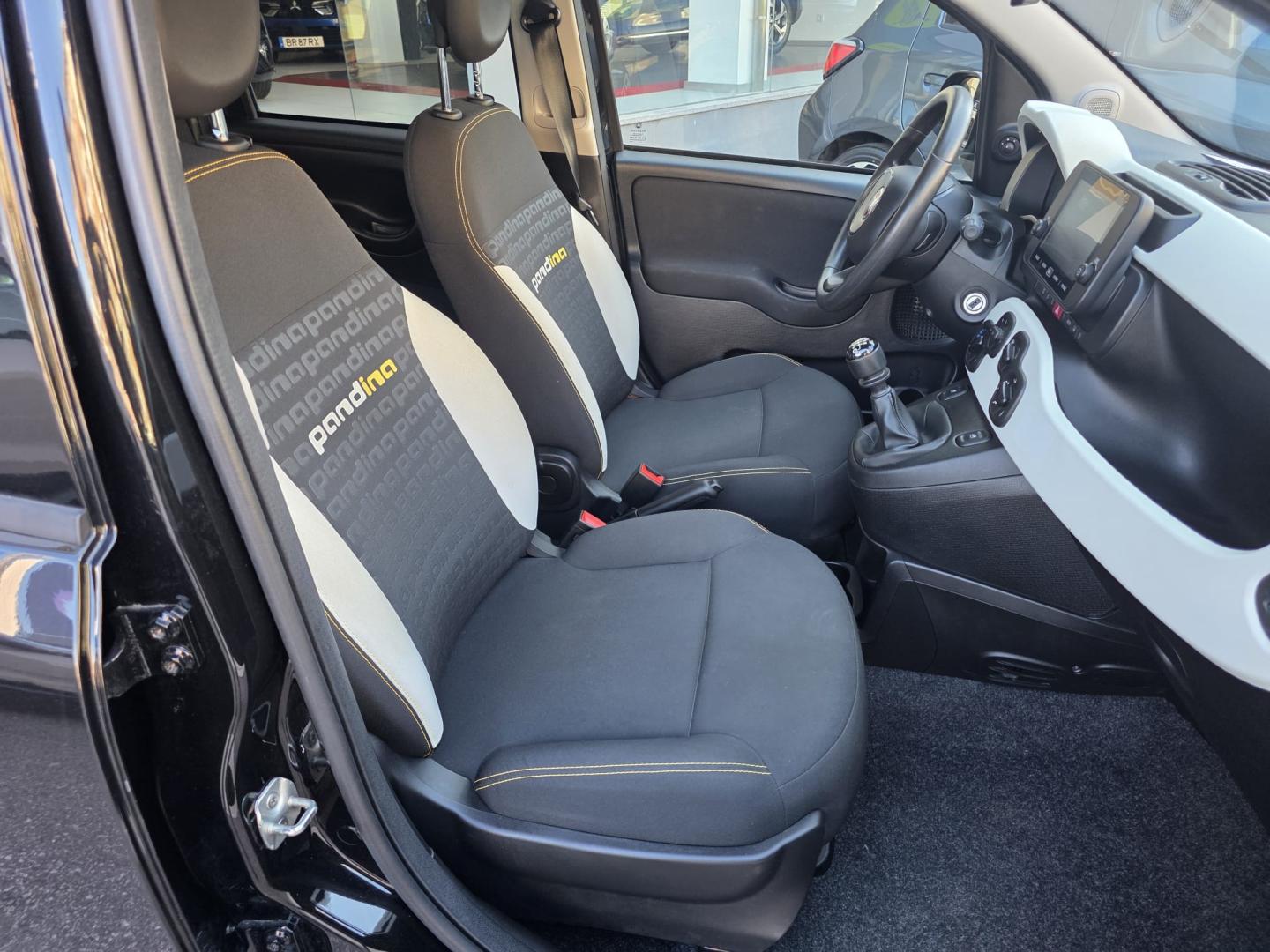 Fiat Panda 1.0 Hybrid 70cv PANDINA