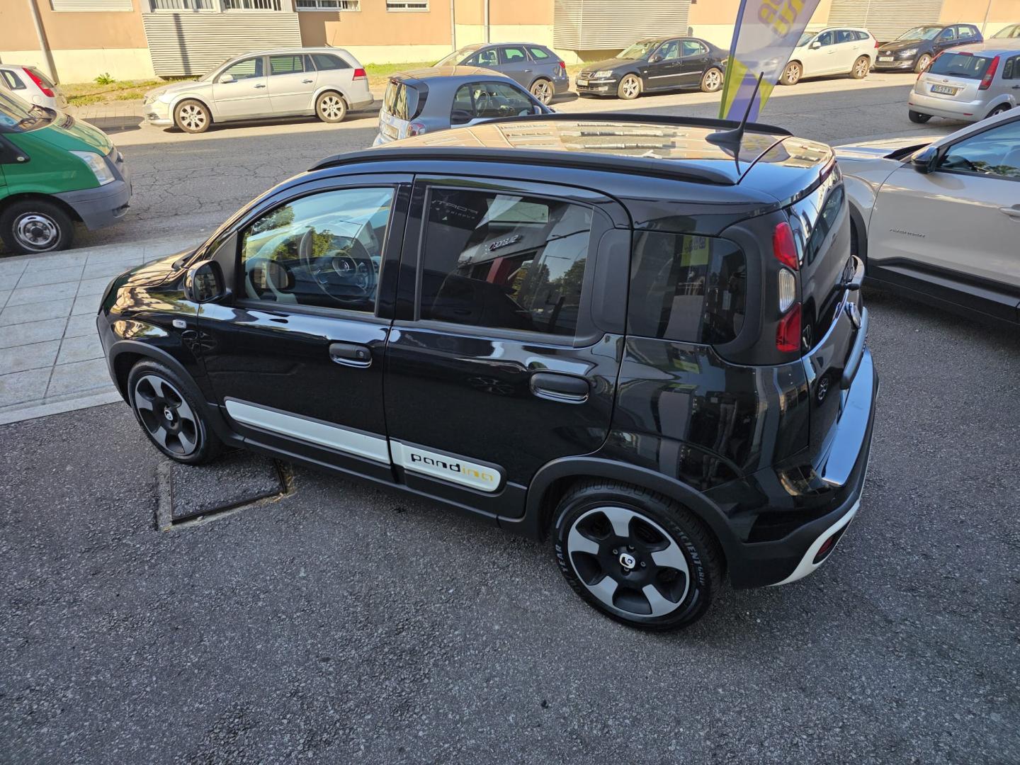 Fiat Panda 1.0 Hybrid 70cv PANDINA