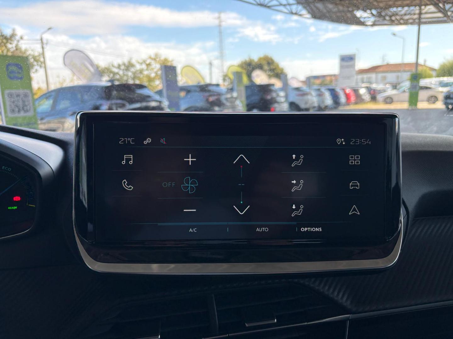 Peugeot 208 GT Elétrico 136 cv (100 kW) - Bateria 50 kW