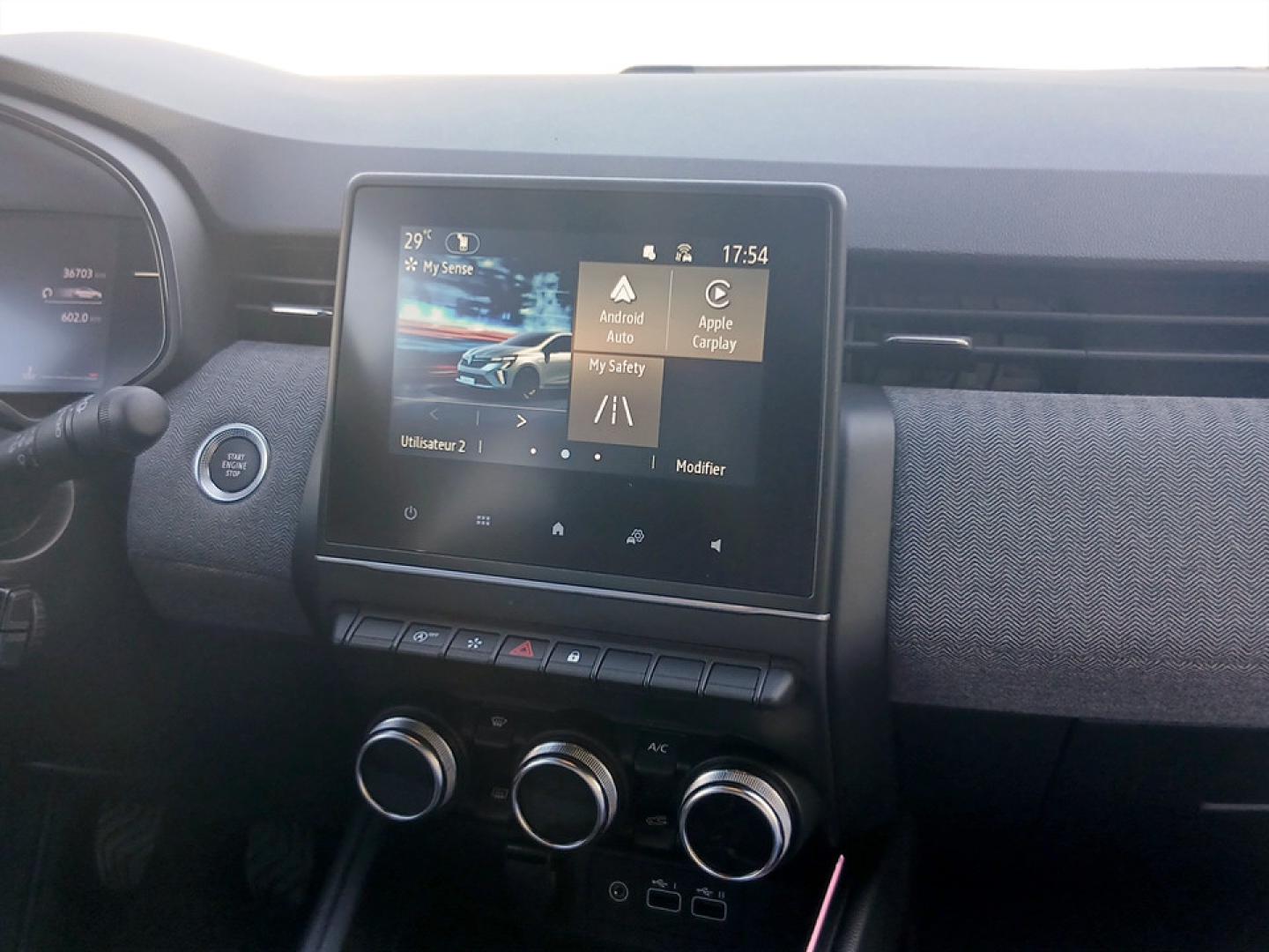 Renault Clio TCe 100 Bi-Fuel Techno