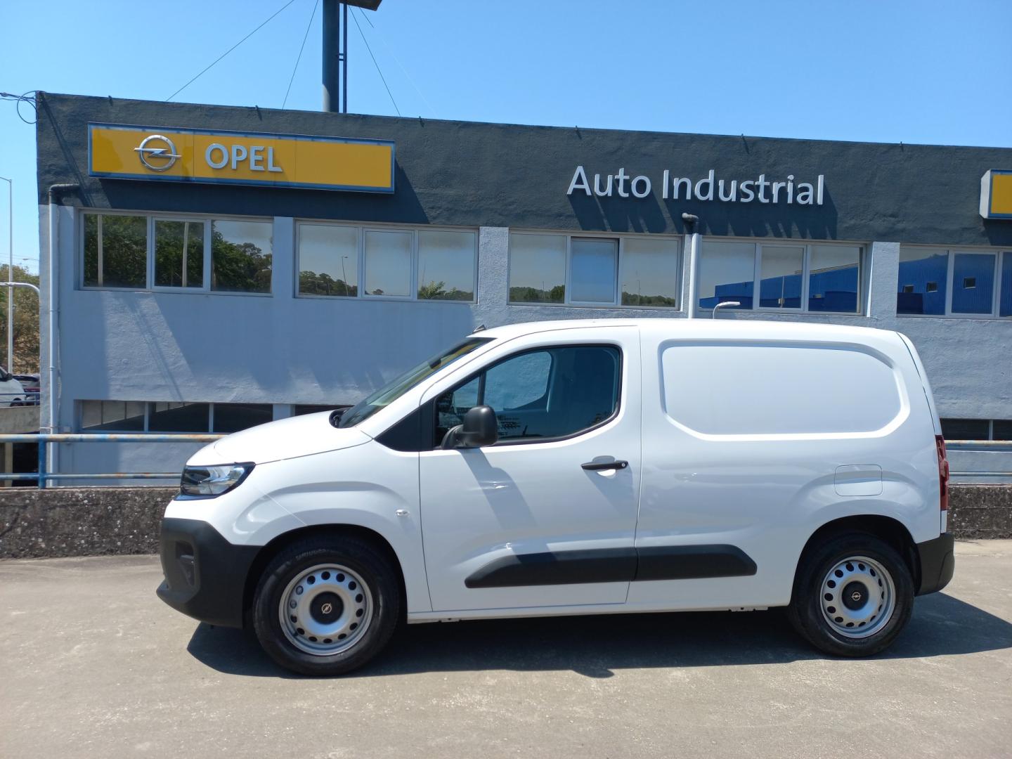 Opel Combo Electric Cargo, Sistema de propulsão a bateria (100kw - 136cv) com bateria de 50 kW