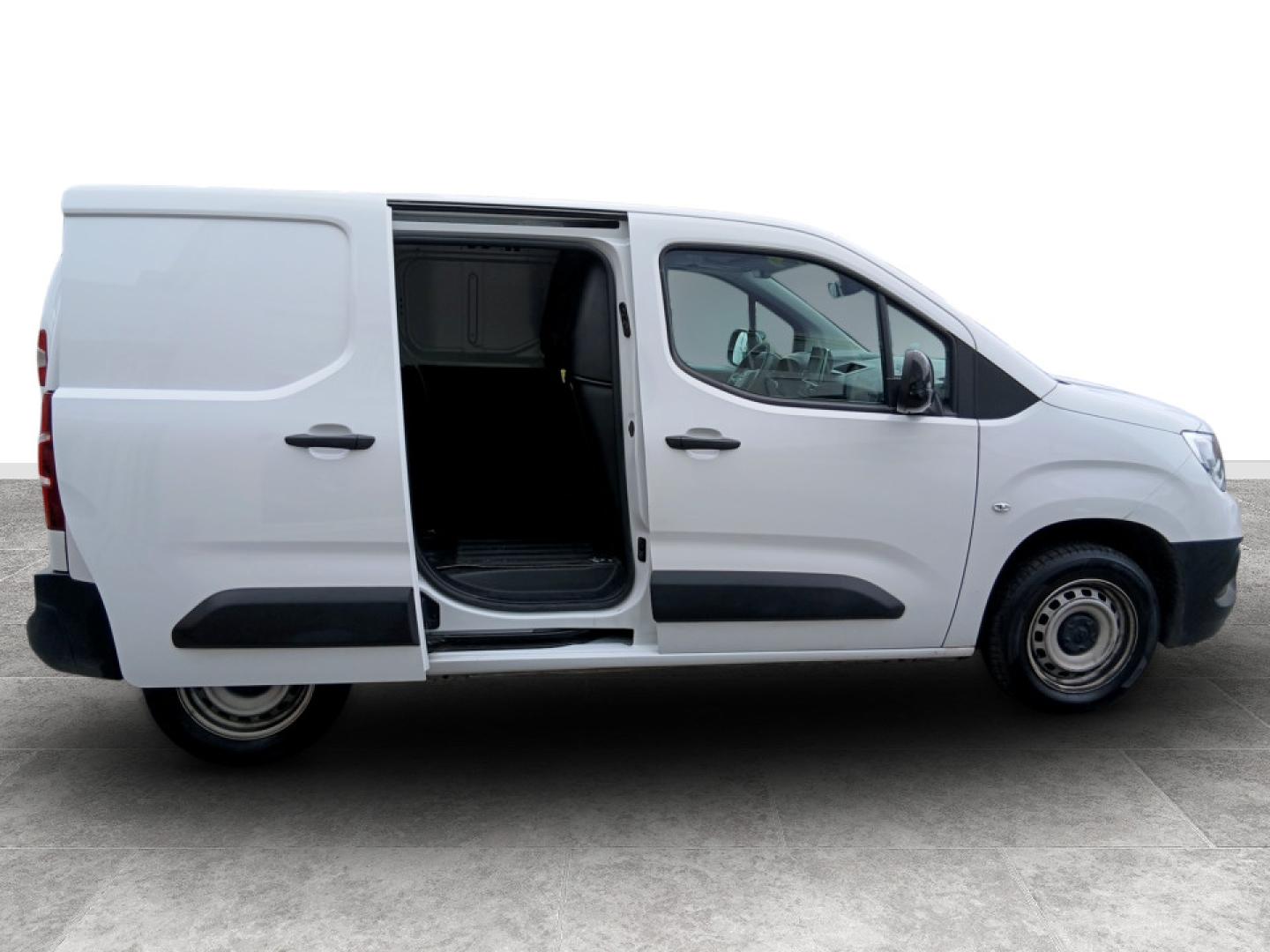 Opel Combo Cargo L1H1 E15DT E6.4 MT6 100cv