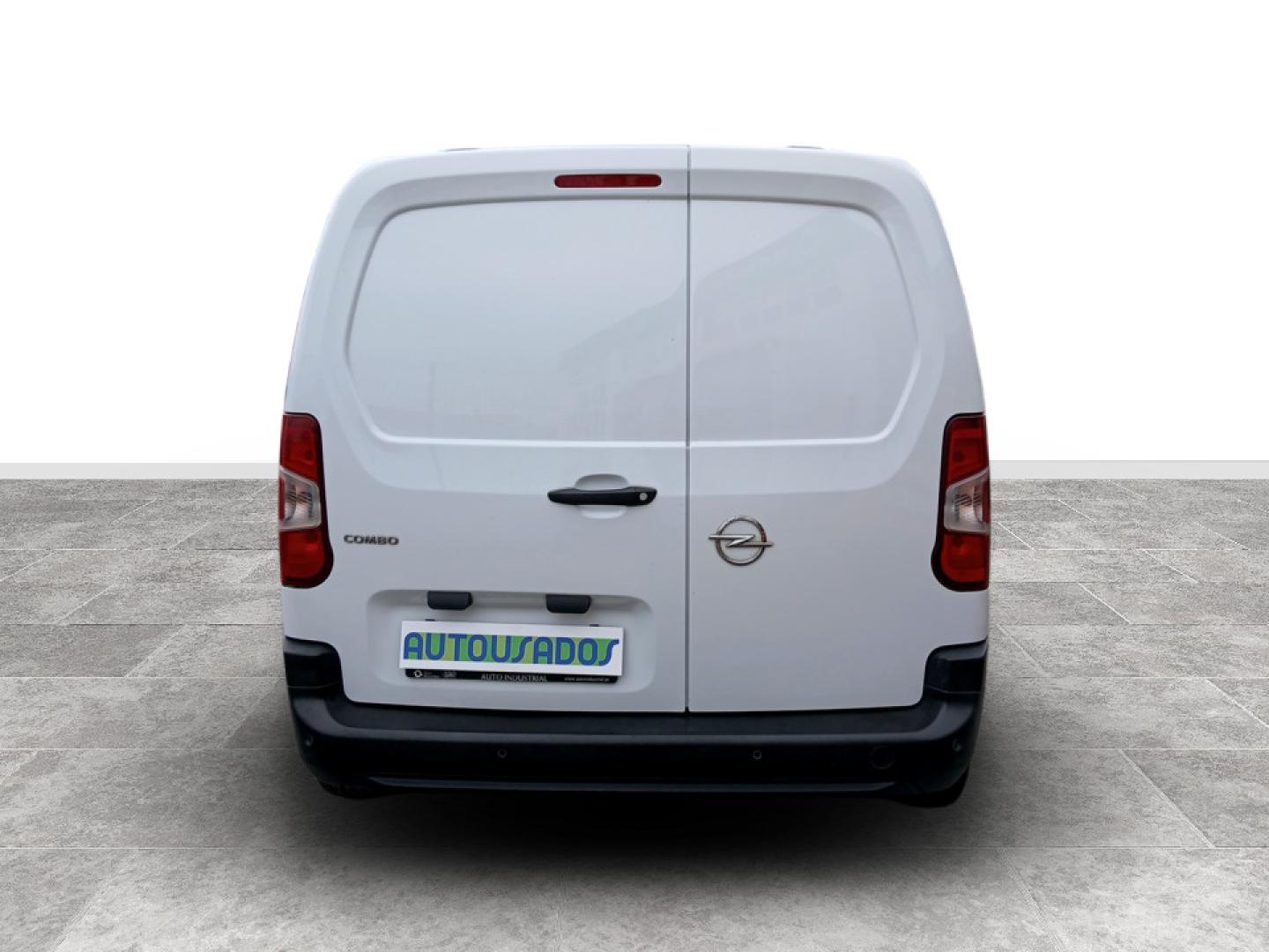 Opel Combo Cargo L1H1 E15DT E6.4 MT6 100cv