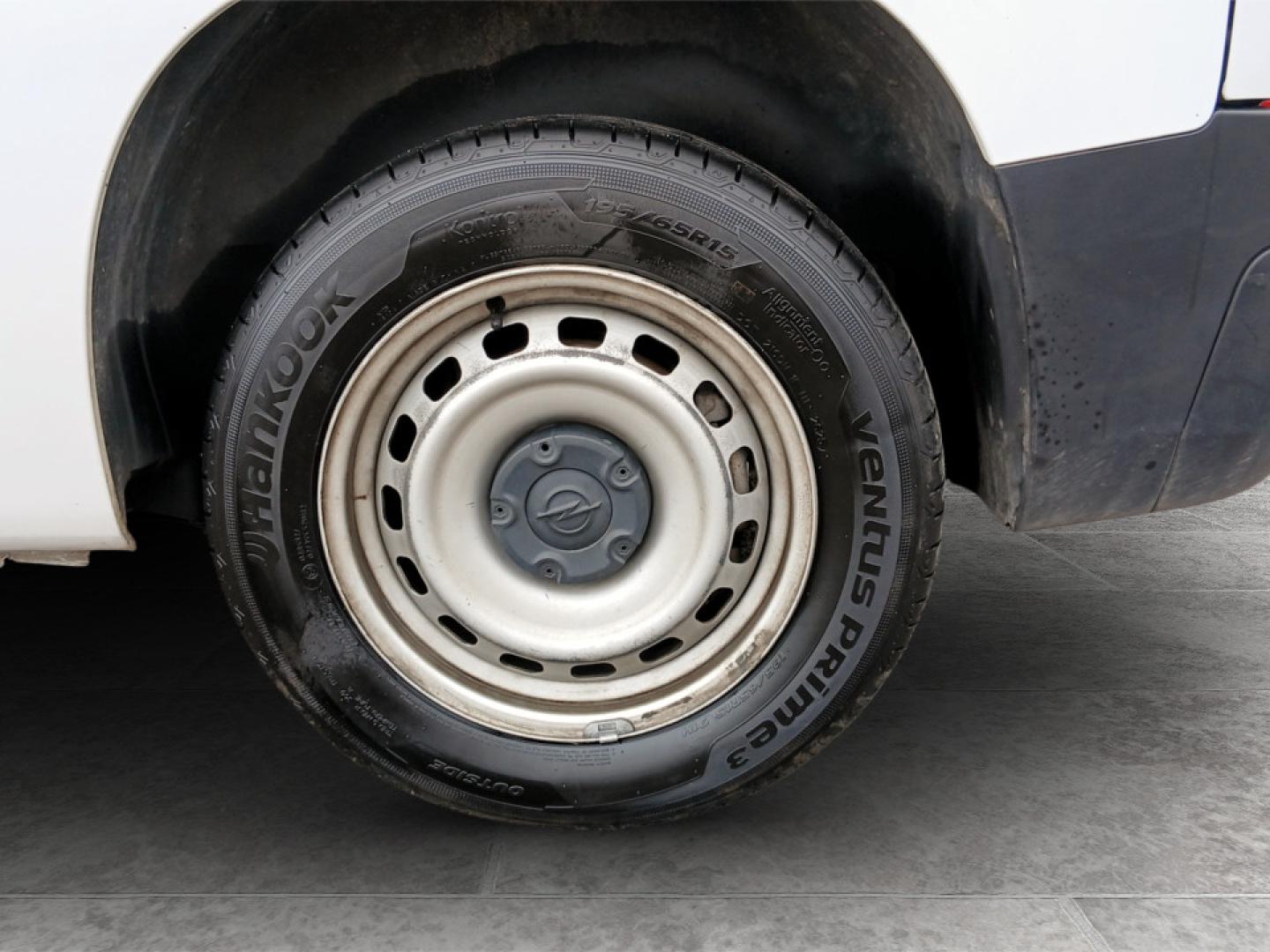 Opel Combo Cargo L1H1 E15DT E6.4 MT6 100cv