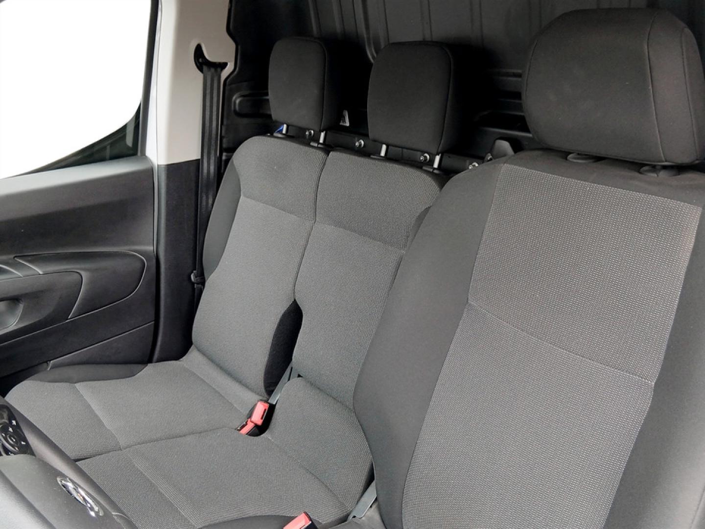Opel Combo Cargo L1H1 E15DT E6.4 MT6 100cv
