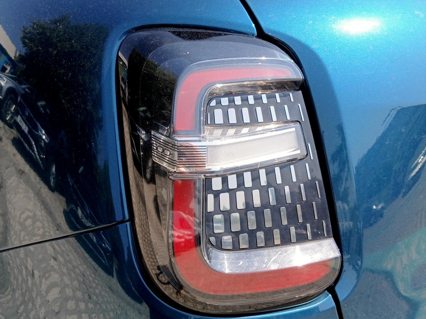 Fiat 600e Elétrico 115kW 156cv La Prima