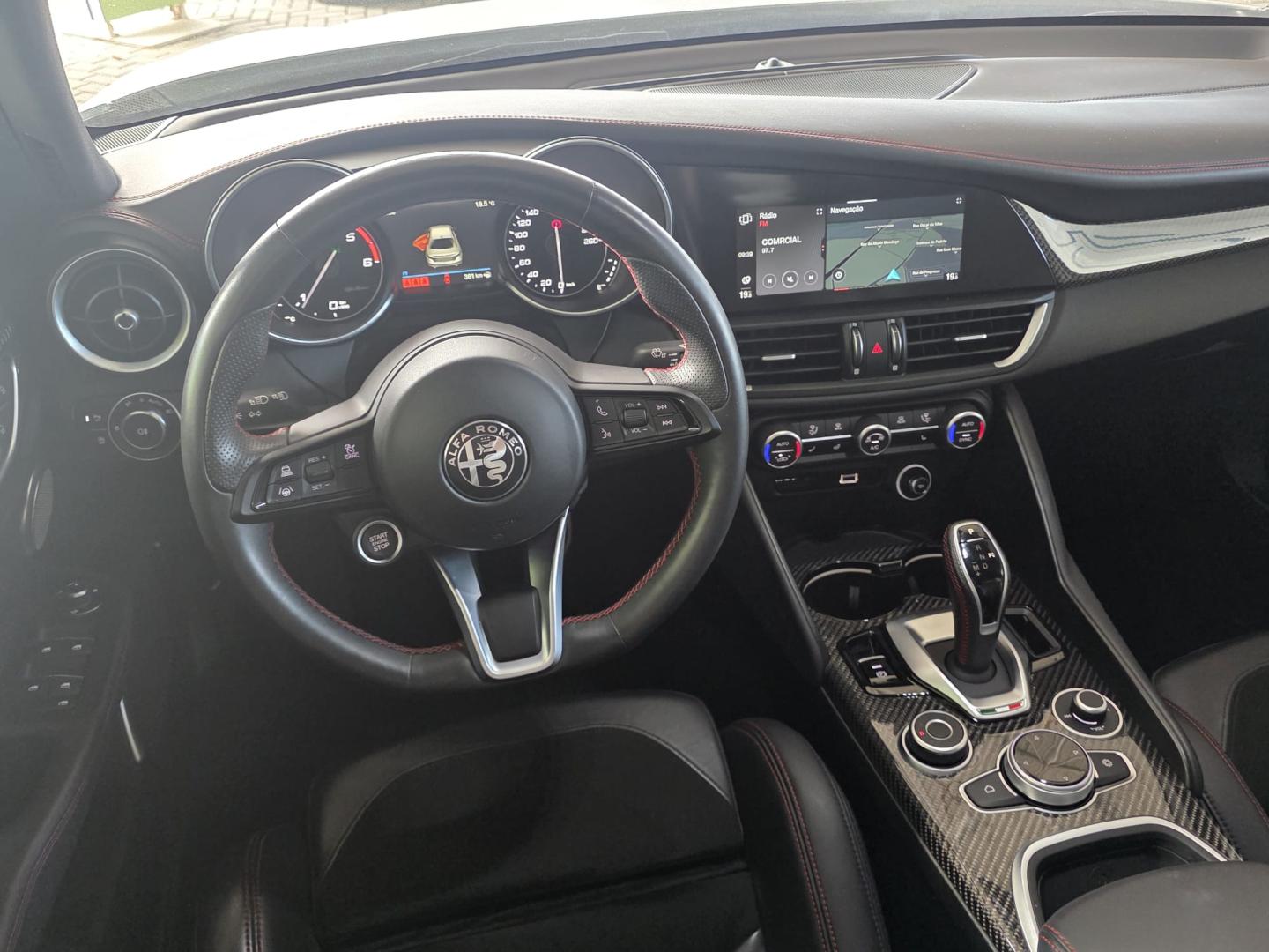 Alfa Romeo Giulia 2.2 Turbo Diesel 210cv Estrema Q4 AT8