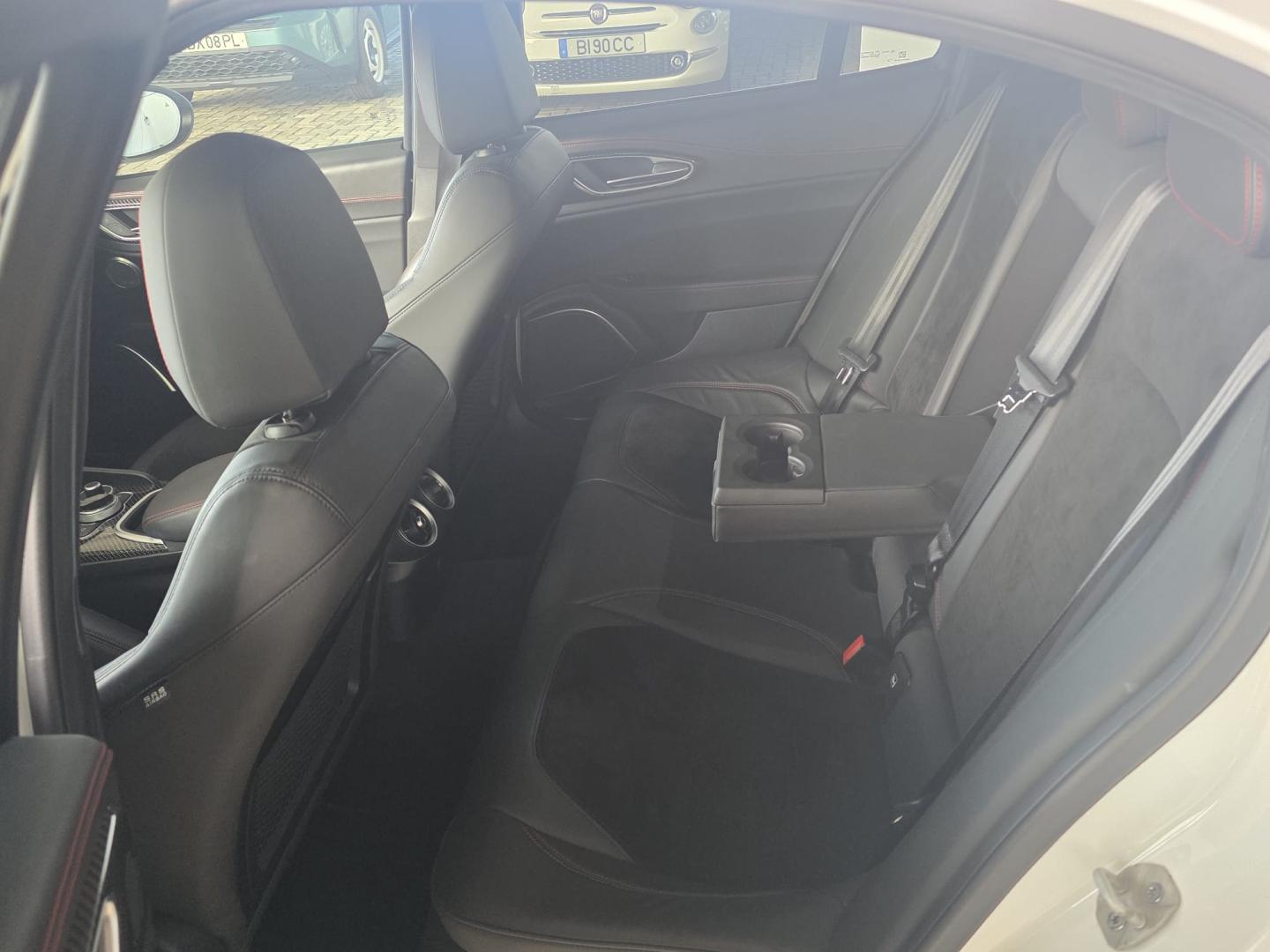 Alfa Romeo Giulia 2.2 Turbo Diesel 210cv Estrema Q4 AT8