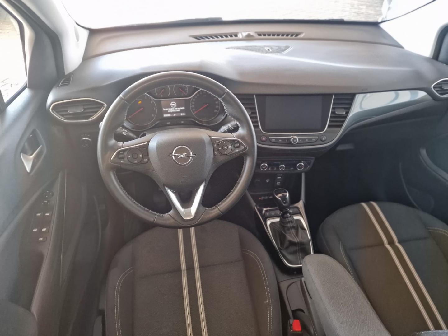 Opel Crossland 1.2T 110cv Design & Tech