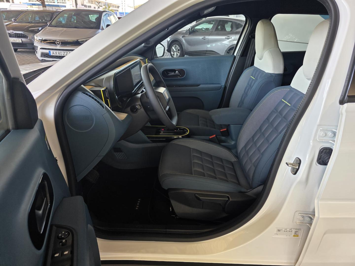 Fiat Grande Panda Hybrid 1.2 110cv eDCT La Prima