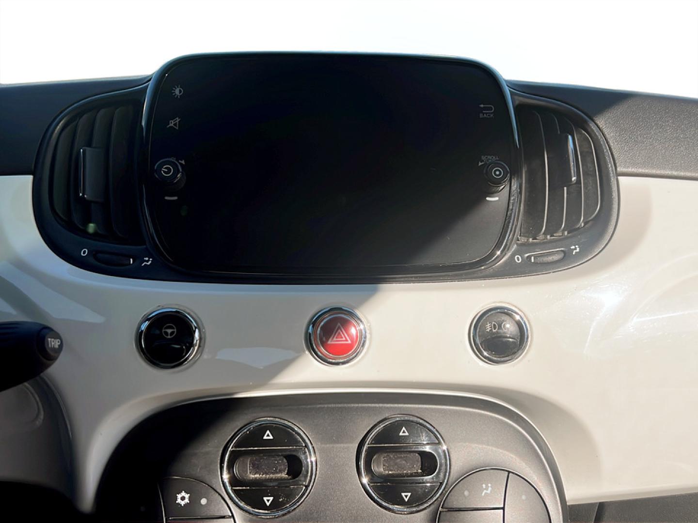 Fiat 500 DOLCEVITA 1.0 Hybrid 70cv
