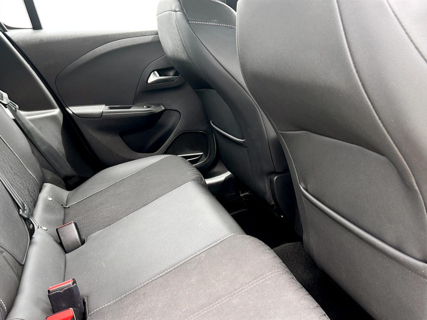 Opel Corsa 1.2 100cv Business Edition