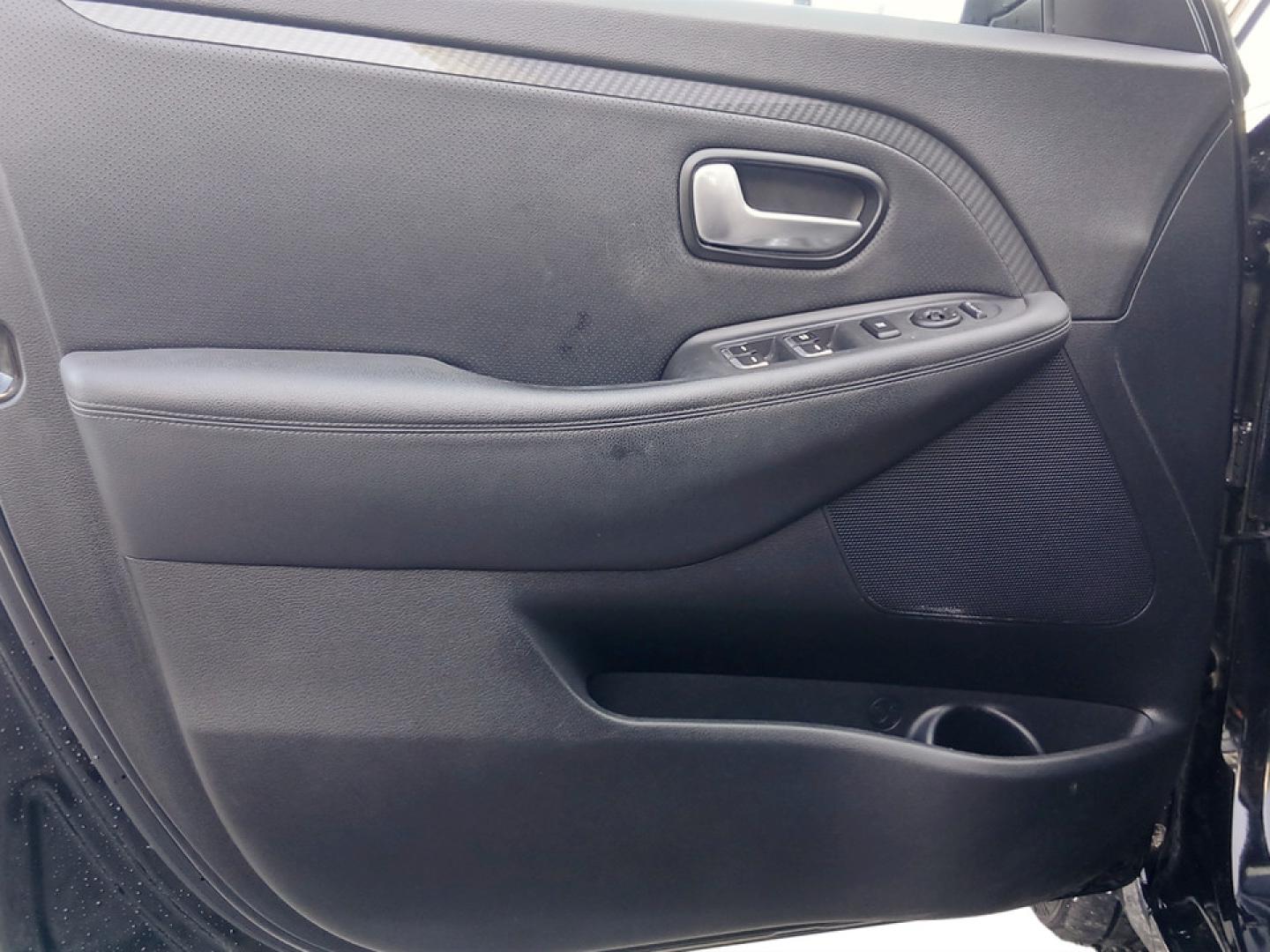 Kia Carens 1.7 CRDi ISG EX
