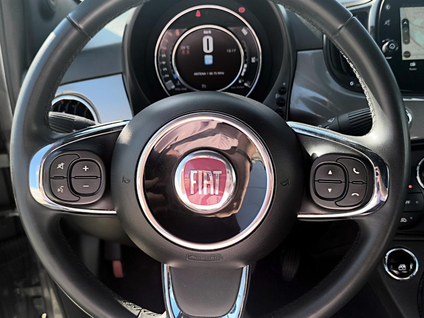 Fiat 500 CLUB 1.0 Hybrid 70cv