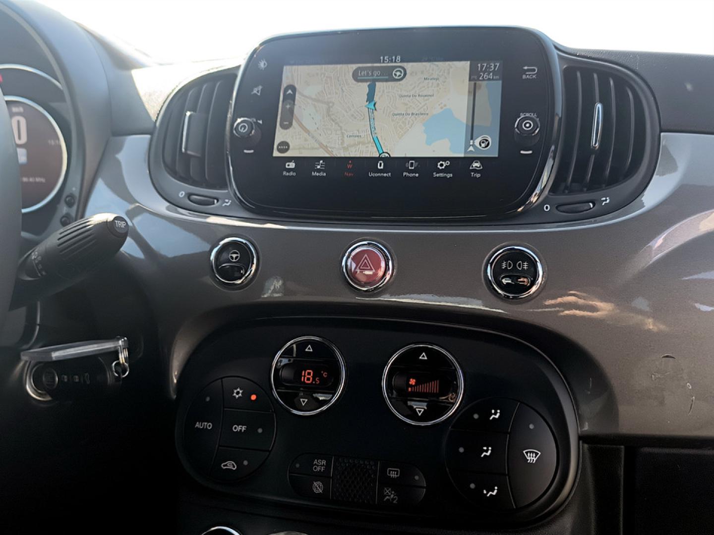 Fiat 500 CLUB 1.0 Hybrid 70cv