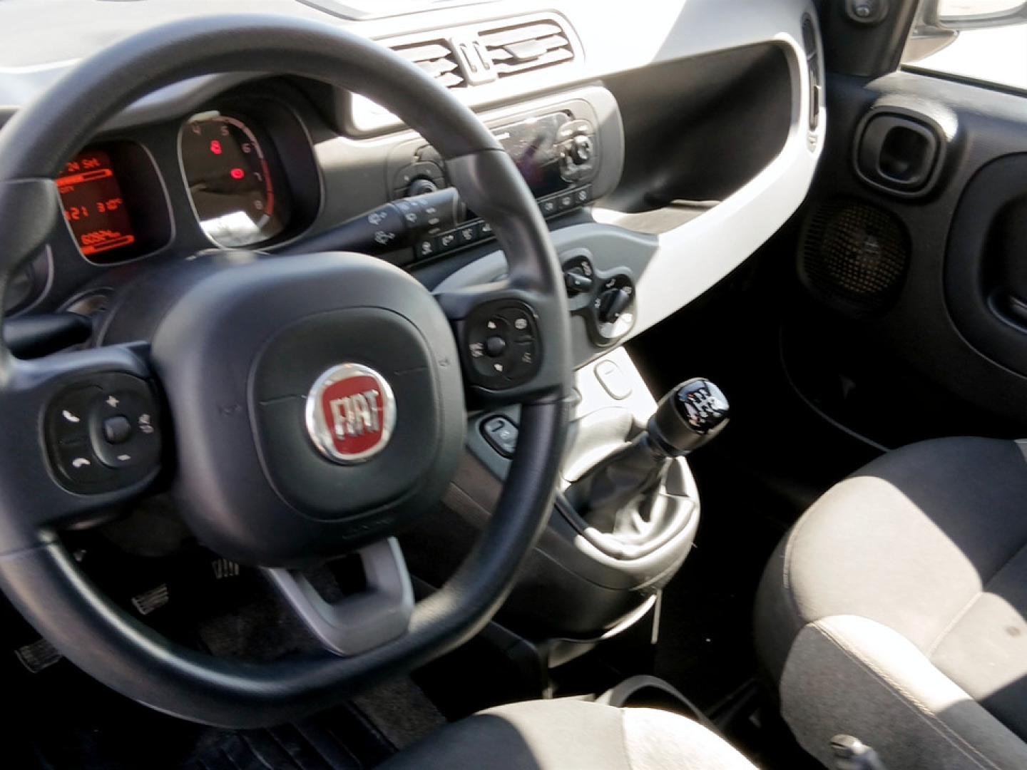 Fiat Panda (RED) 1.0 Hybrid 70cv