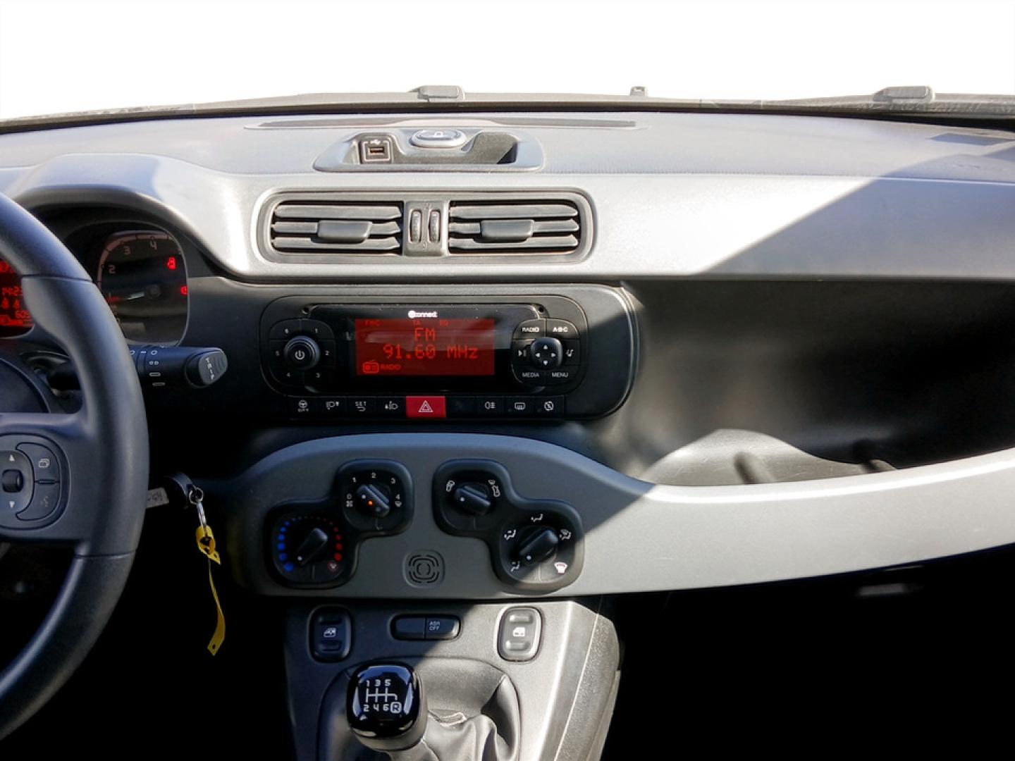 Fiat Panda (RED) 1.0 Hybrid 70cv