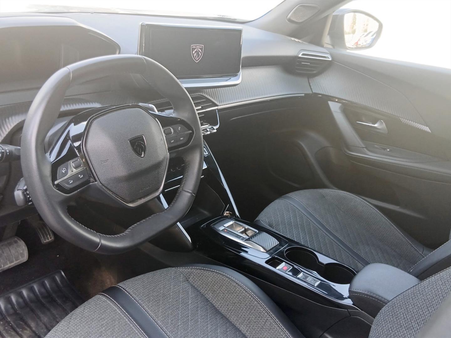 Peugeot 2008 1.2 Hybrid 145 Allure e-DCS6