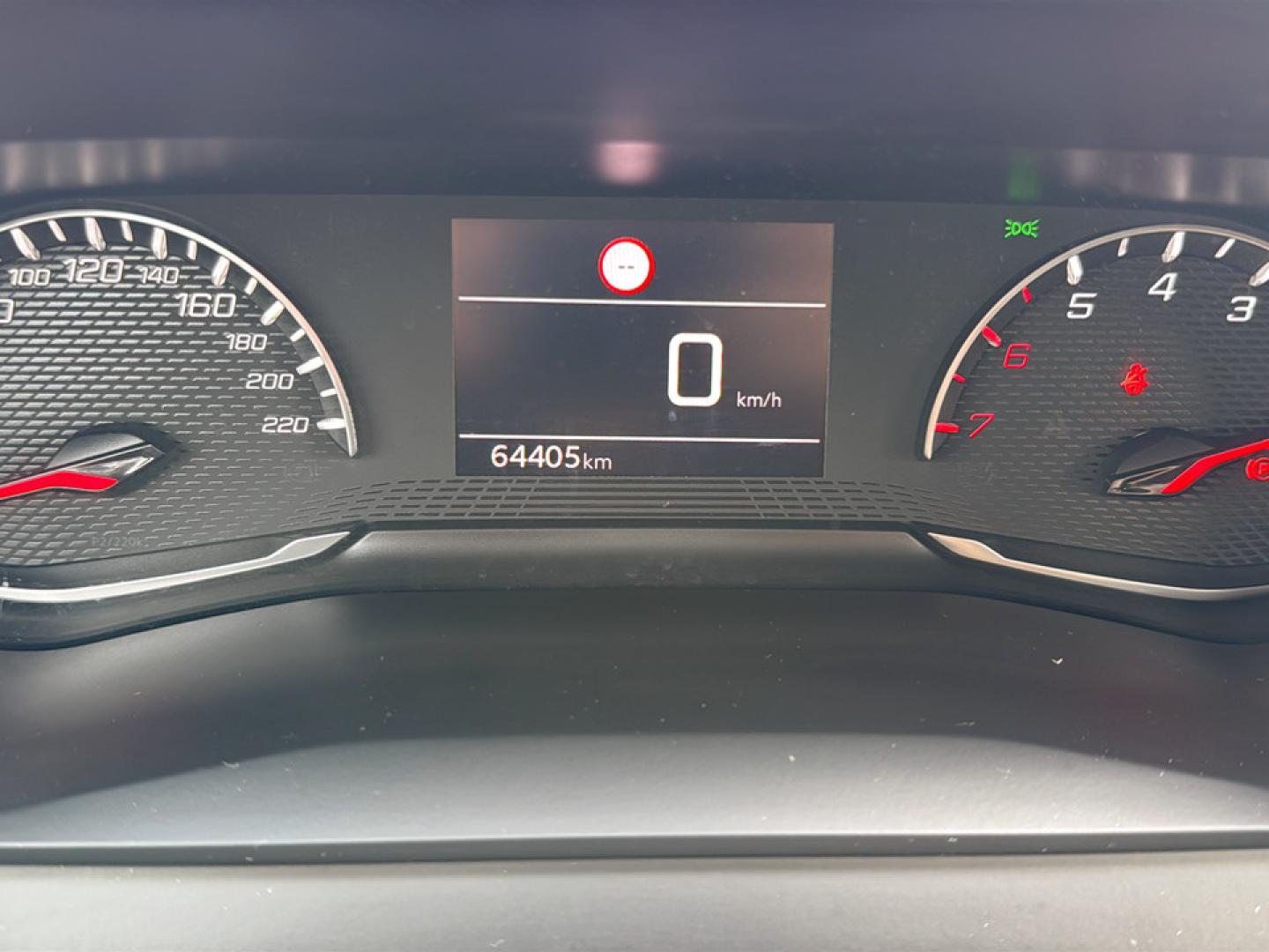 Peugeot 208 1.2 PureTech 75cv Active Pack