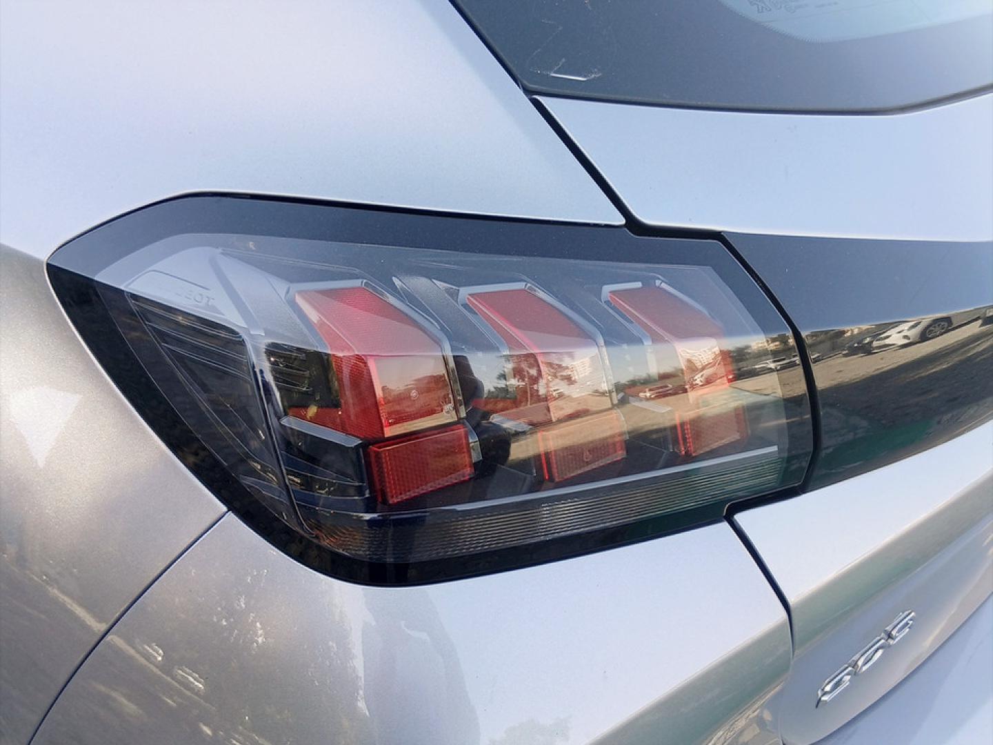 Peugeot 208 1.2 PureTech 75cv Active Pack